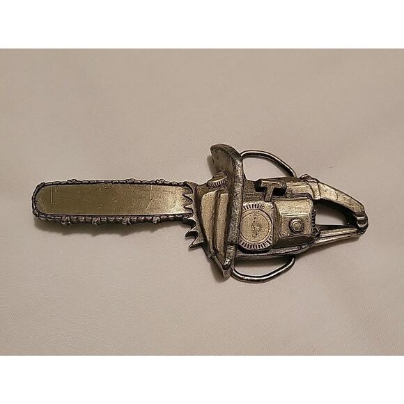 Chainsaw Belt Buckle 1978 Bergamot Brass Works Metal C-96 - Picture 3 of 6